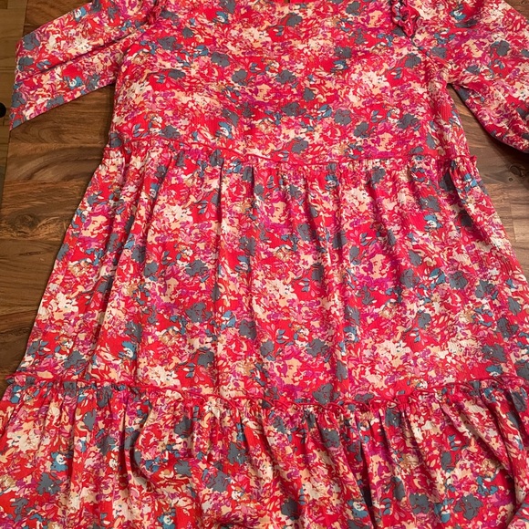 Sugarlips Babydoll Swing Dress Ruffle bottom Scoop Neck and Tie Back. Size L. - Picture 6 of 10